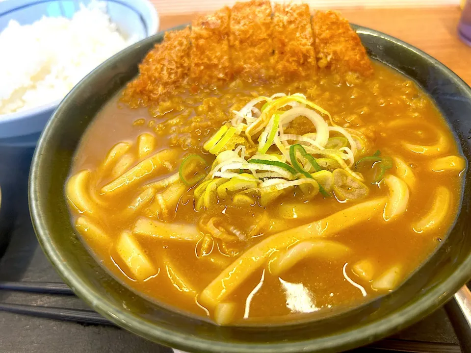 カツカレーうどん|ぶりっとさん