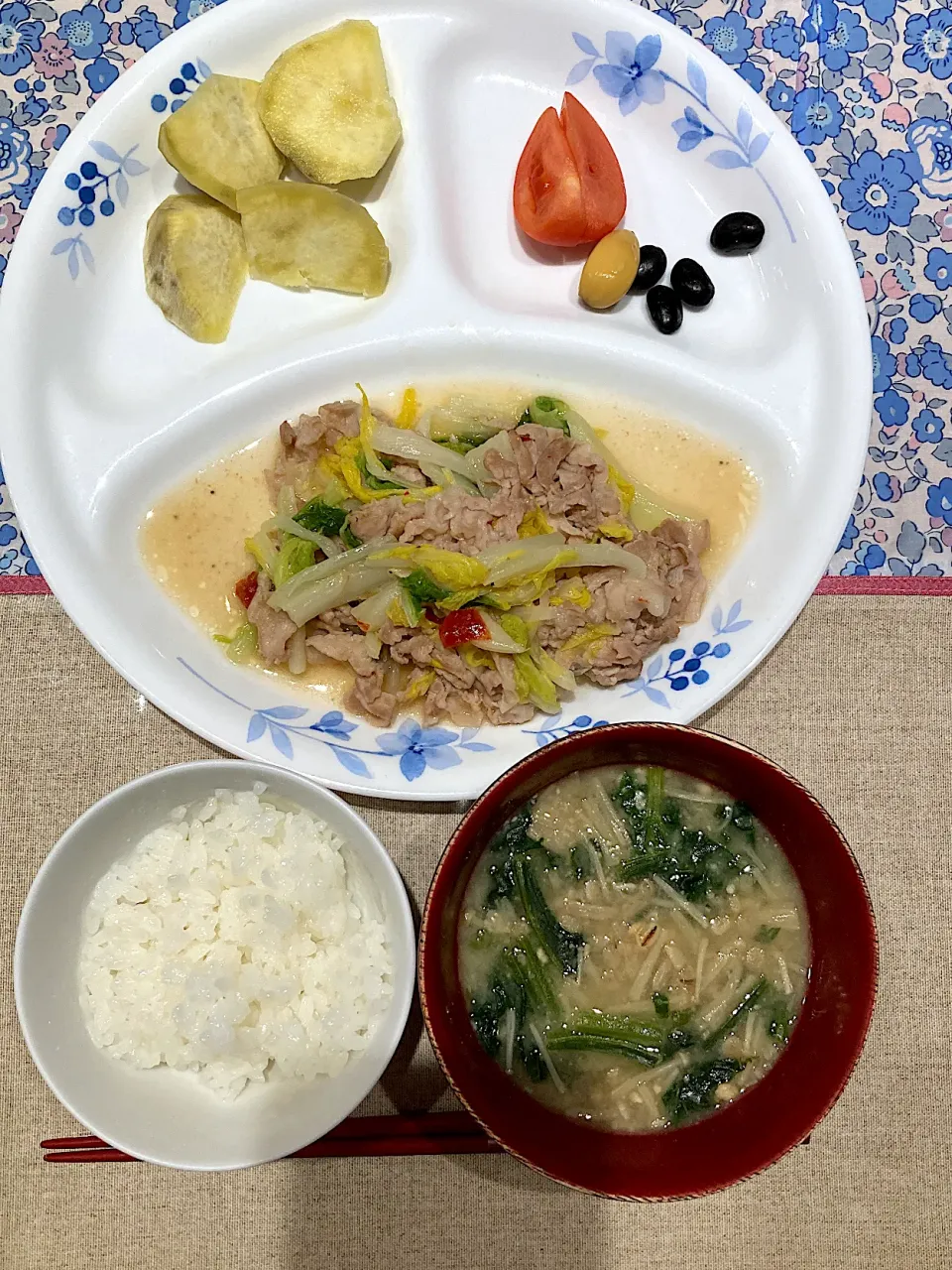 白菜と豚バラとホタテ缶のうま煮とさつまいものはちみつレモン煮|おしゃべり献立さん