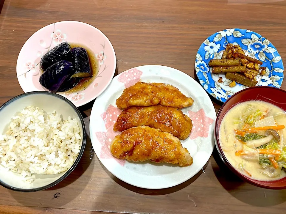 ささみのレモンソース　白菜の豆乳スープ　ごぼうと胡桃の甘辛焼き　茄子の揚げ浸し|おさむん17さん