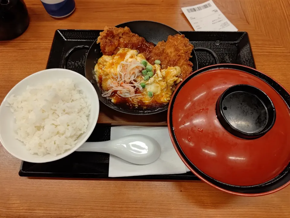 Snapdishの料理写真:天津飯チキンカツ|アクちゃんさん