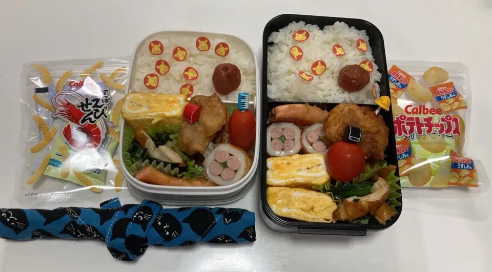 小学生弁当☆唐揚げ☆卵焼き☆鮭☆花ちくわ☆ほうれん草とちくわのポン酢炒め☆プチトマト☆蒟蒻ゼリー☆キャラフル|Saharaさん