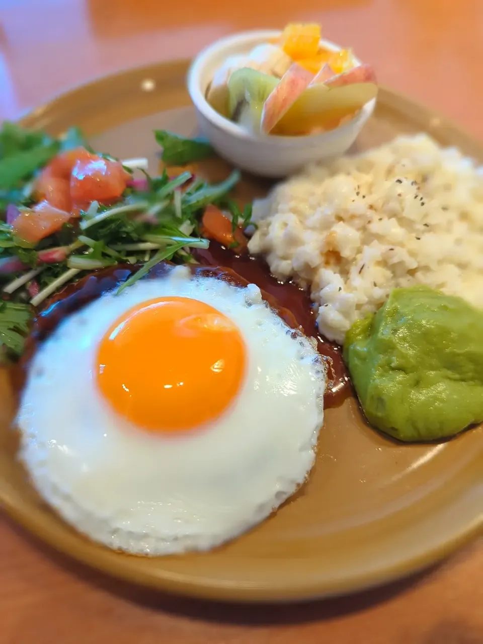 ココスのノンミートハンバーグとカリフラワーライスのヘルシープレート😋ᴸᵘᴺᑦᴴ𖥣𖥣|みぽりん♪さん