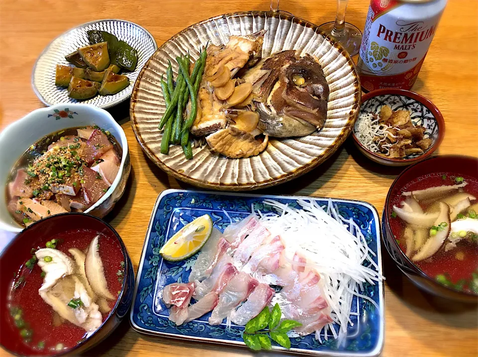 鯛の刺身　ブリトロのリュウキュウ　鯛のアラ煮　鯛の潮汁|じゅんさんさん