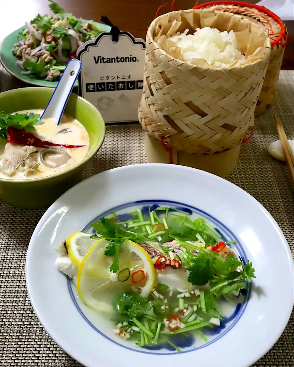 Snapdishの料理写真:タイ定食🇹🇭|かおるさん