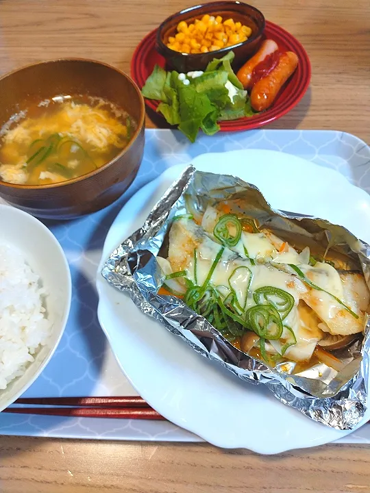 タラのムニエルチーズ焼き🤤|さゆさん