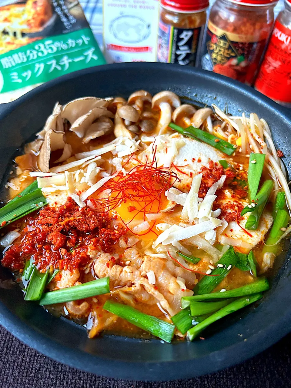 【ユウキ食品さん💗おいしい世界ごはんパートナー】 これぞピリとろ❣️豆腐チゲ|まなまな♡さん