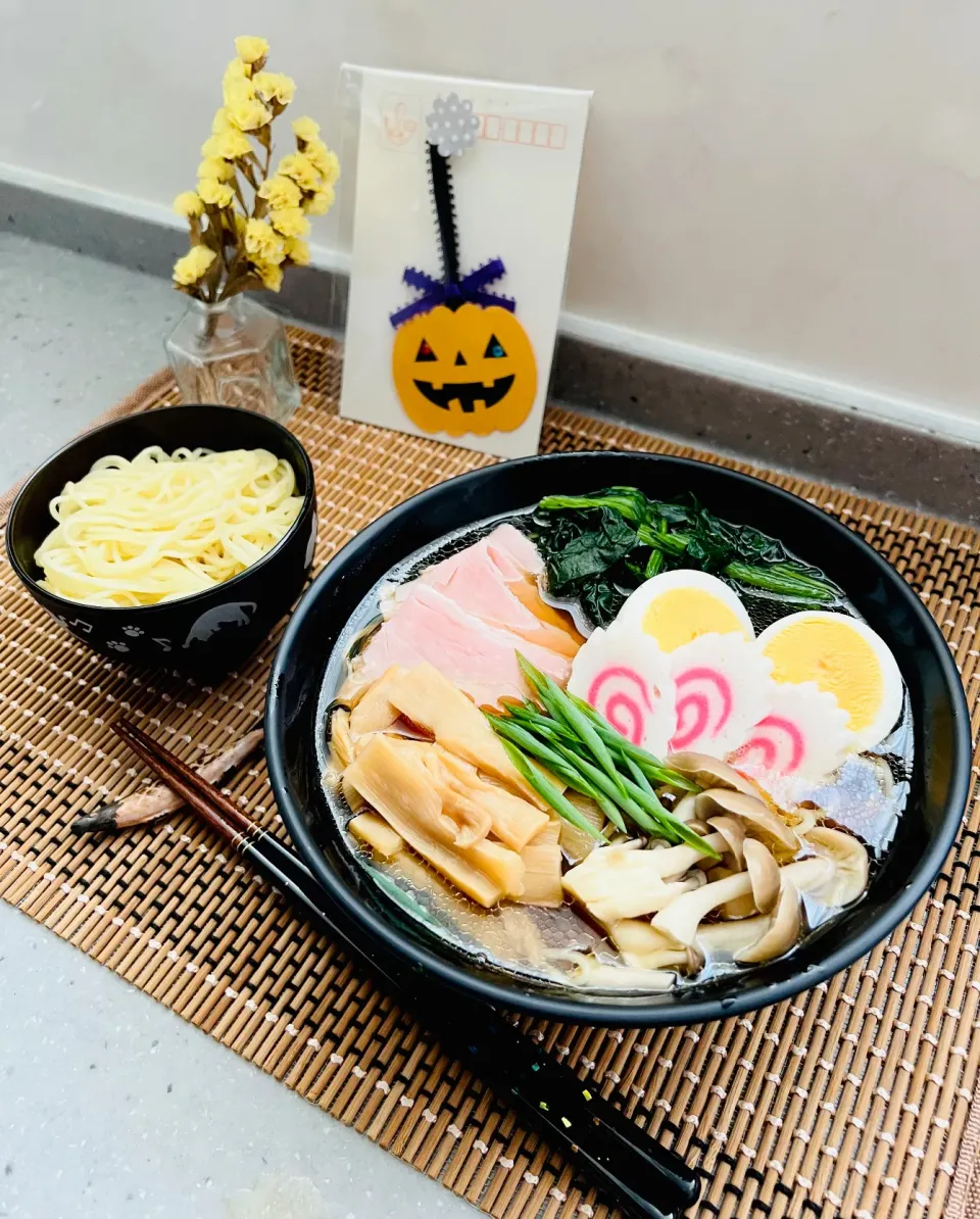 「替え玉付きラーメン🍜」|バシュランさん