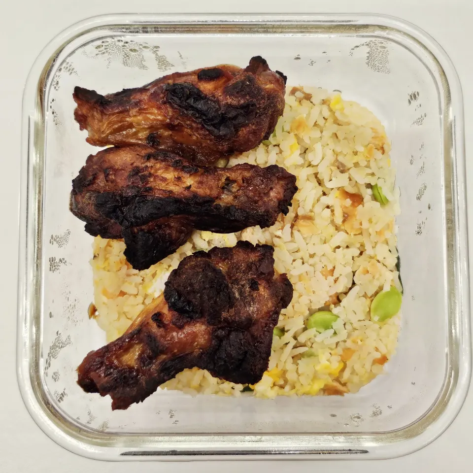 Fried Rice with Burnt Chicken Wings|CF Chaiさん