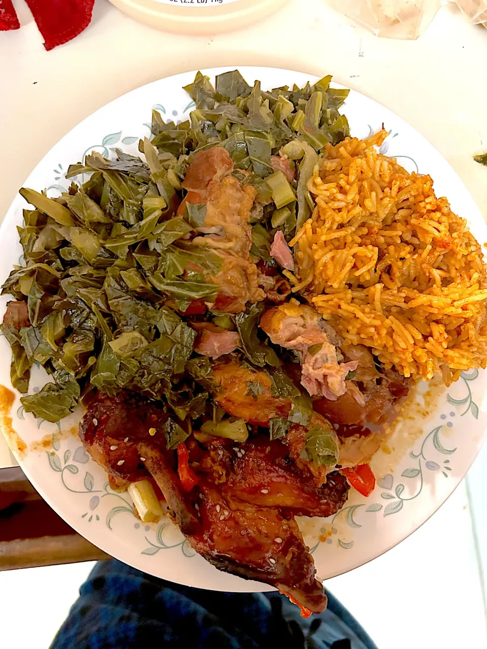 Sticky chicken, Spanish rice and collard greens|Kareem Boogieさん