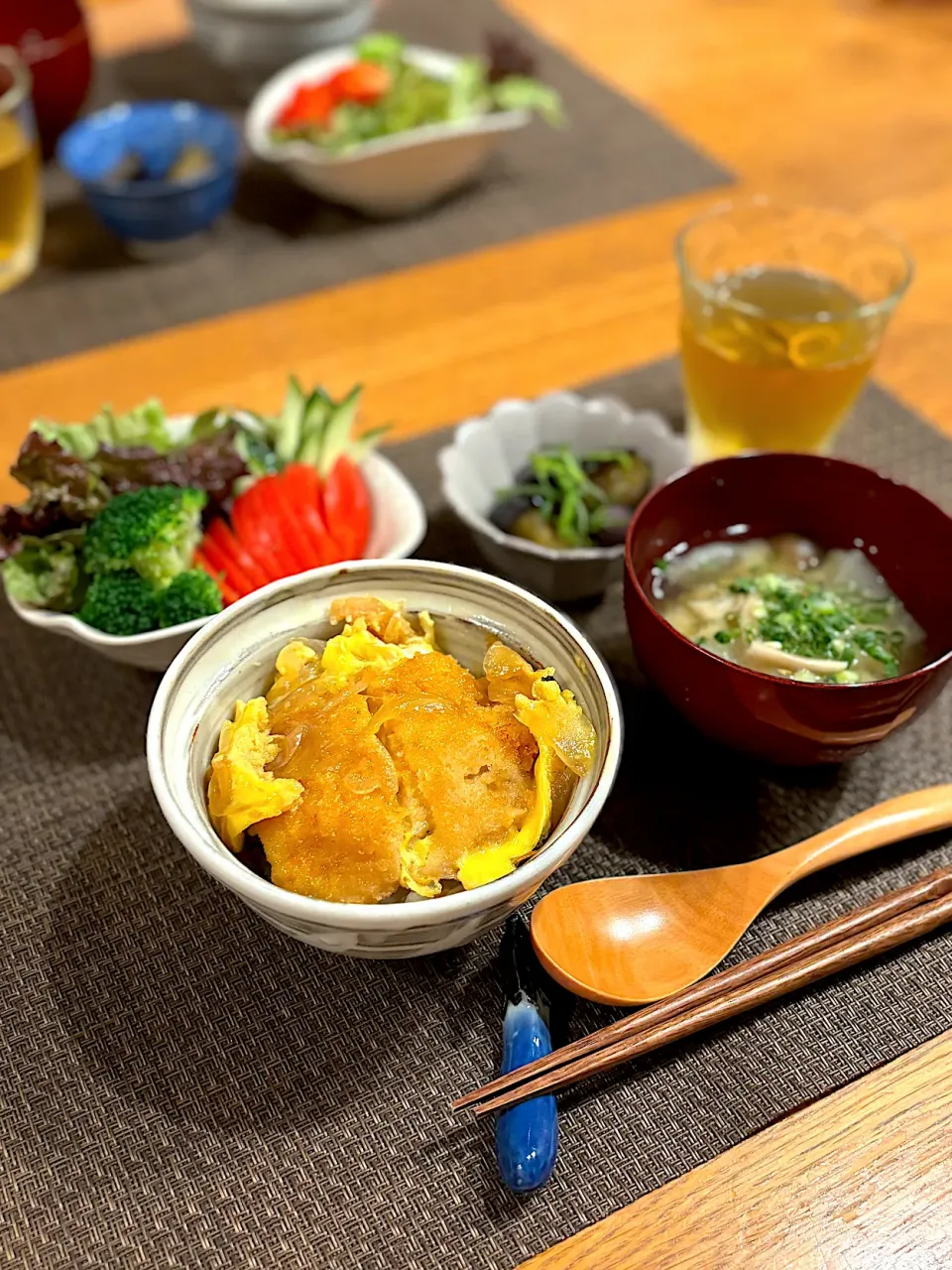 チキンカツ丼|いちごさん