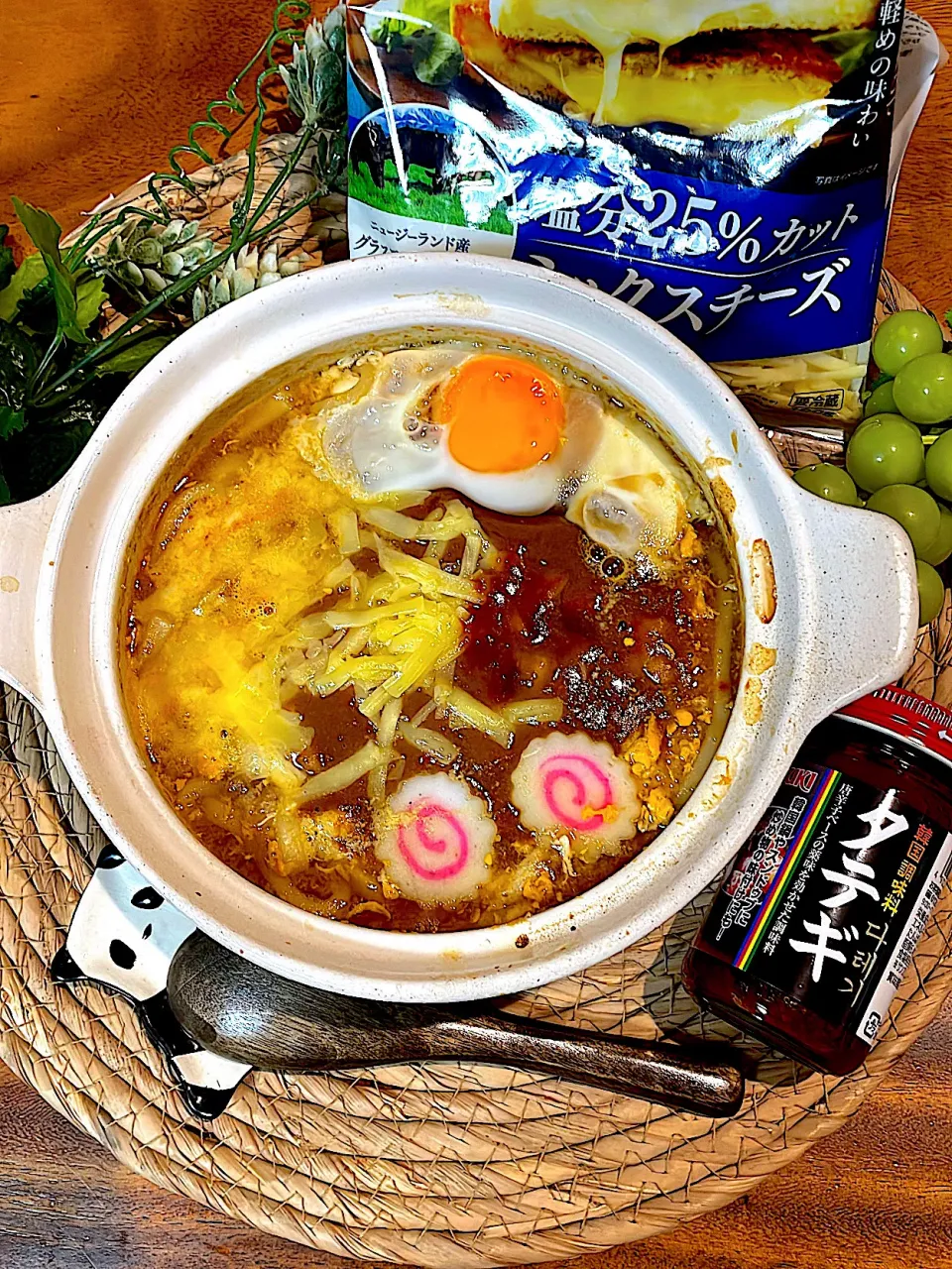 簡単レトルトに➕タテギ➕ミックスチーズでコク旨辛カレーうどん🎵|🌼はなちゃん🌼さん