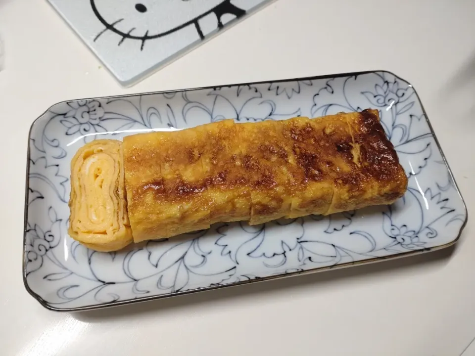 Snapdishの料理写真:厚焼き玉子|しまだ ちえこさん