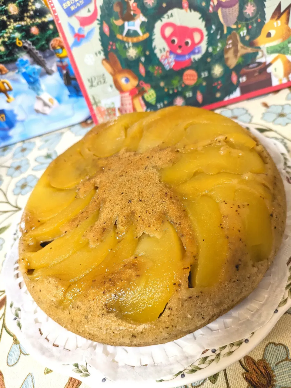 圧力鍋でりんごと紅茶のケーキ🍎☕|M子⁽⁽ ◟(∗ ˊωˋ ∗)◞ ⁾⁾さん