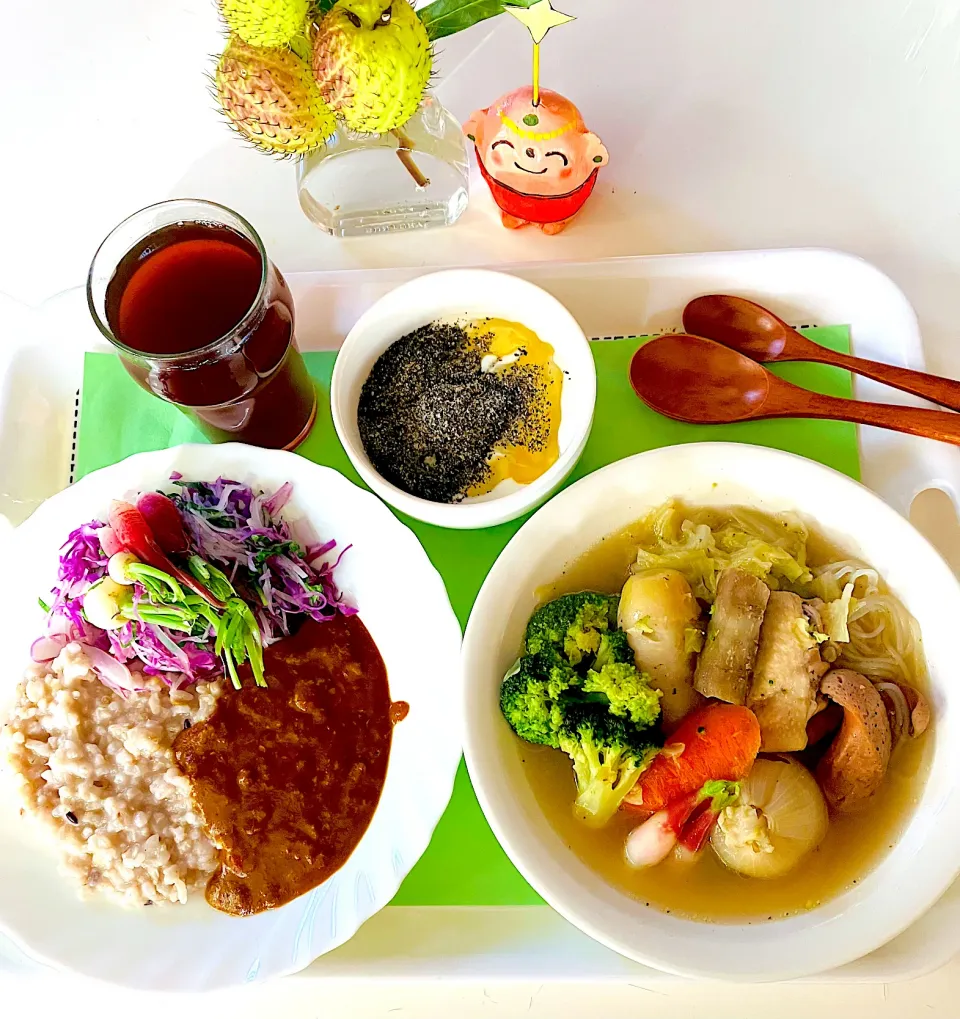 朝ごはん^ - ^玄米粥とスパイスカレー🍛&根菜野菜と手羽先のポトフ🩷|HAMI69さん