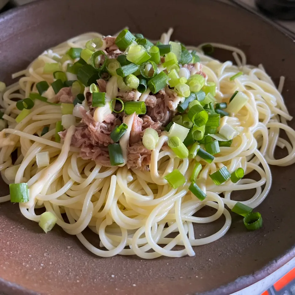 Snapdishの料理写真:ツナマヨポン酢パスタ|sanaeさん