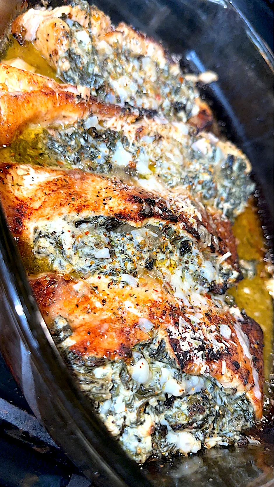 Garlic Parmesan spinach stuffed salmon|Tawanjaさん