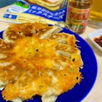 チーズ羽根付き海老餃子
