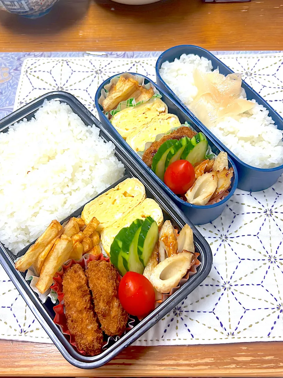 Snapdishの料理写真:11月10日金曜日一口カツ弁当|アッキーさん