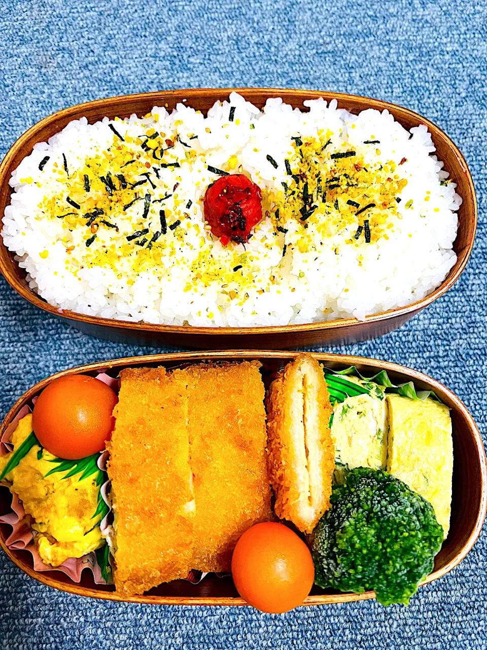 チーズinチキンフライ弁当🍱|みえさん