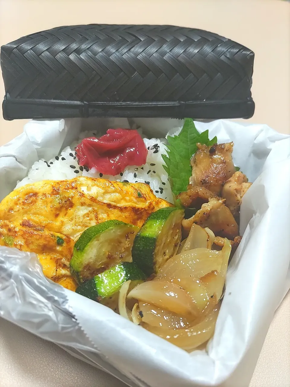 Snapdishの料理写真:11/10 派遣かーちゃん弁当|けろよんさん