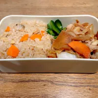 Snapdishの料理写真:あさりの炊き込みご飯のお弁当|sego03さん