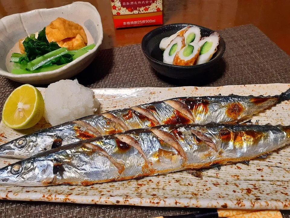 秋刀魚塩焼き🐟

厚揚げと小松菜炊いたん🌿|びせんさん