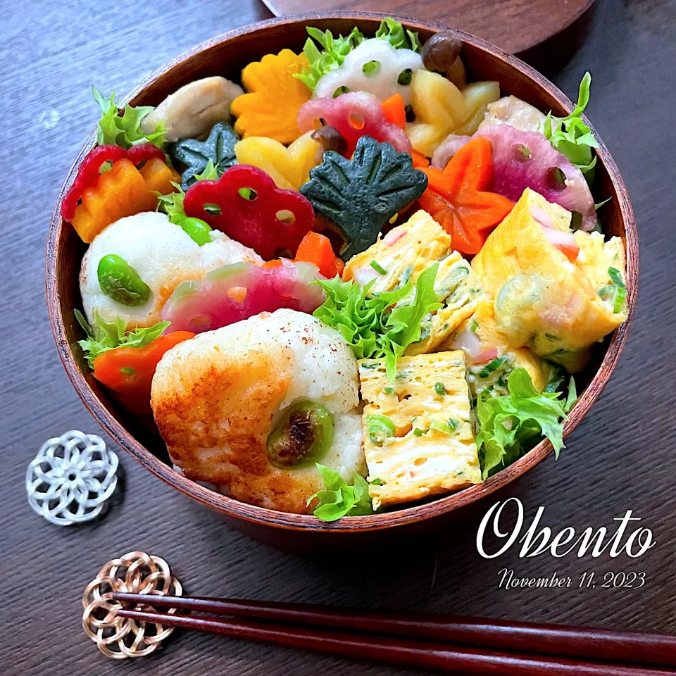 鶏肉とれんこんの炊き込みご飯弁当🍱|まぁちゃんさん