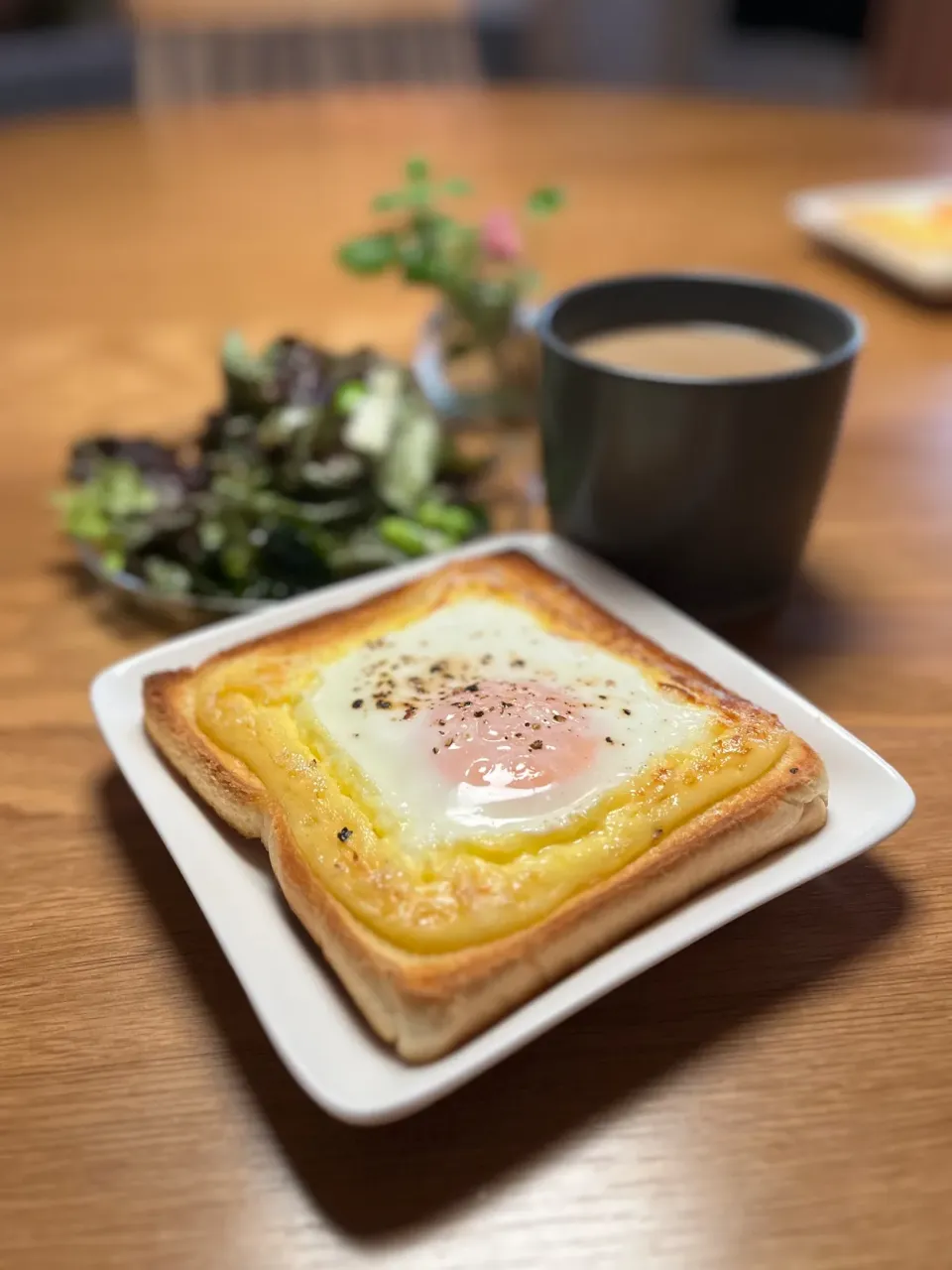 11/11の朝食　目玉焼きトースト|yoneさん