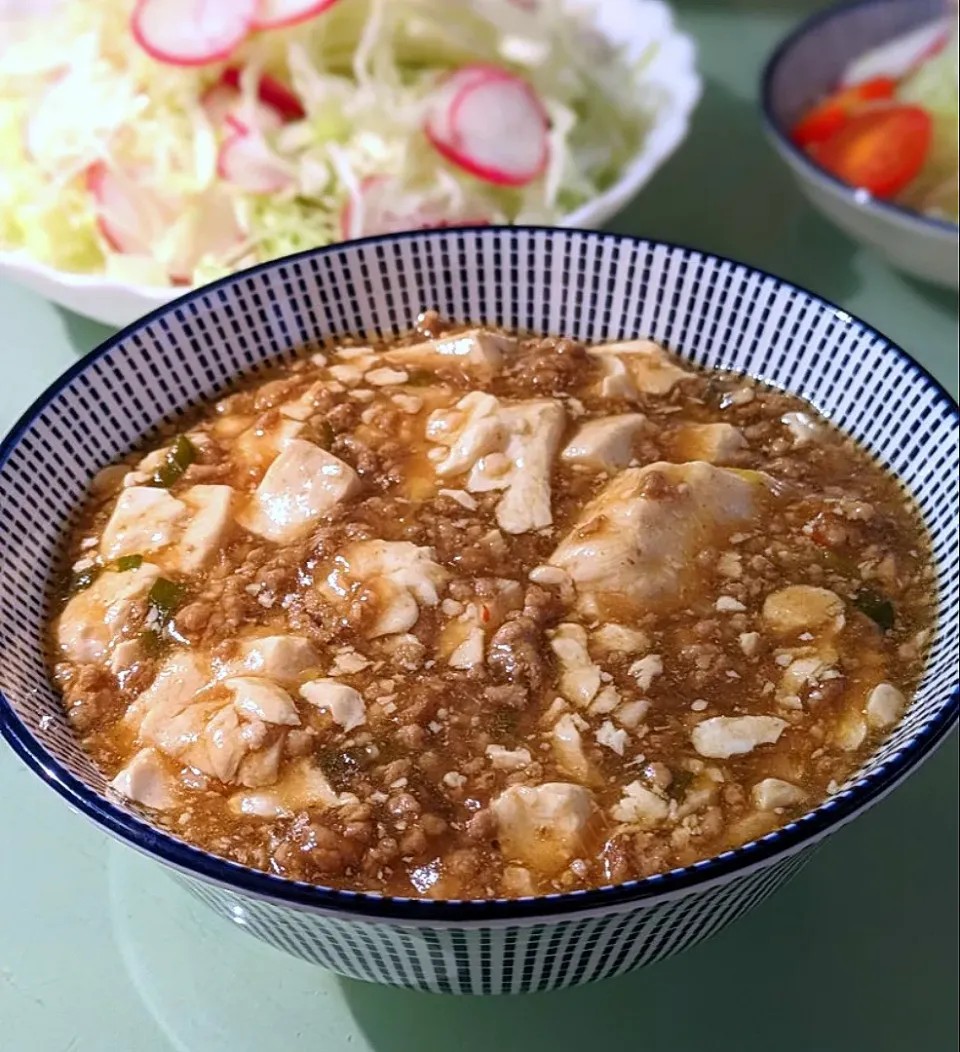 Snapdishの料理写真:自家製麻婆丼❗|かずにゃさん