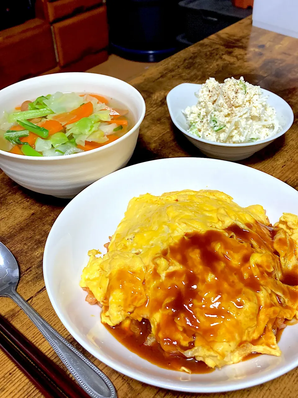 デミオムライスと野菜たっぷり春雨スープとおからサラダ|しあぺんさん