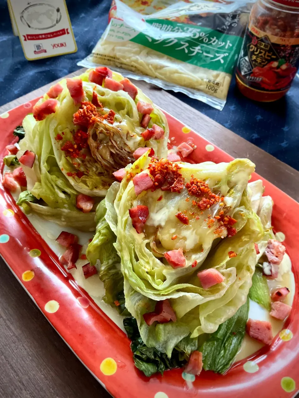 ピリ辛☆シーザーサラダ風☆丸ごと焼きレタス|スイーツポテトさん