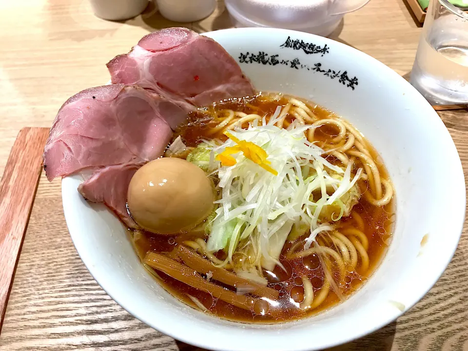 お昼のラーメン🍜|喰いしんぼう豚さん