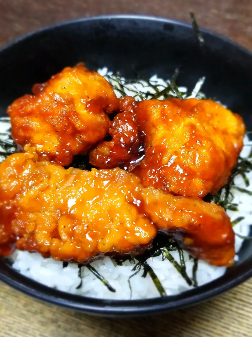 パパ作👨レモンだれ唐揚げ丼|ぱんだのままんさん