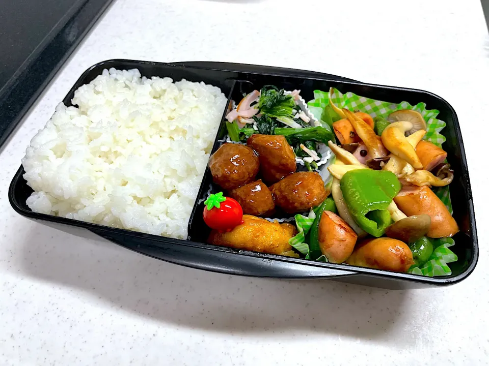 11/14 旦那弁当⁂ウインナーきのピーマン炒め弁当|ゆさん