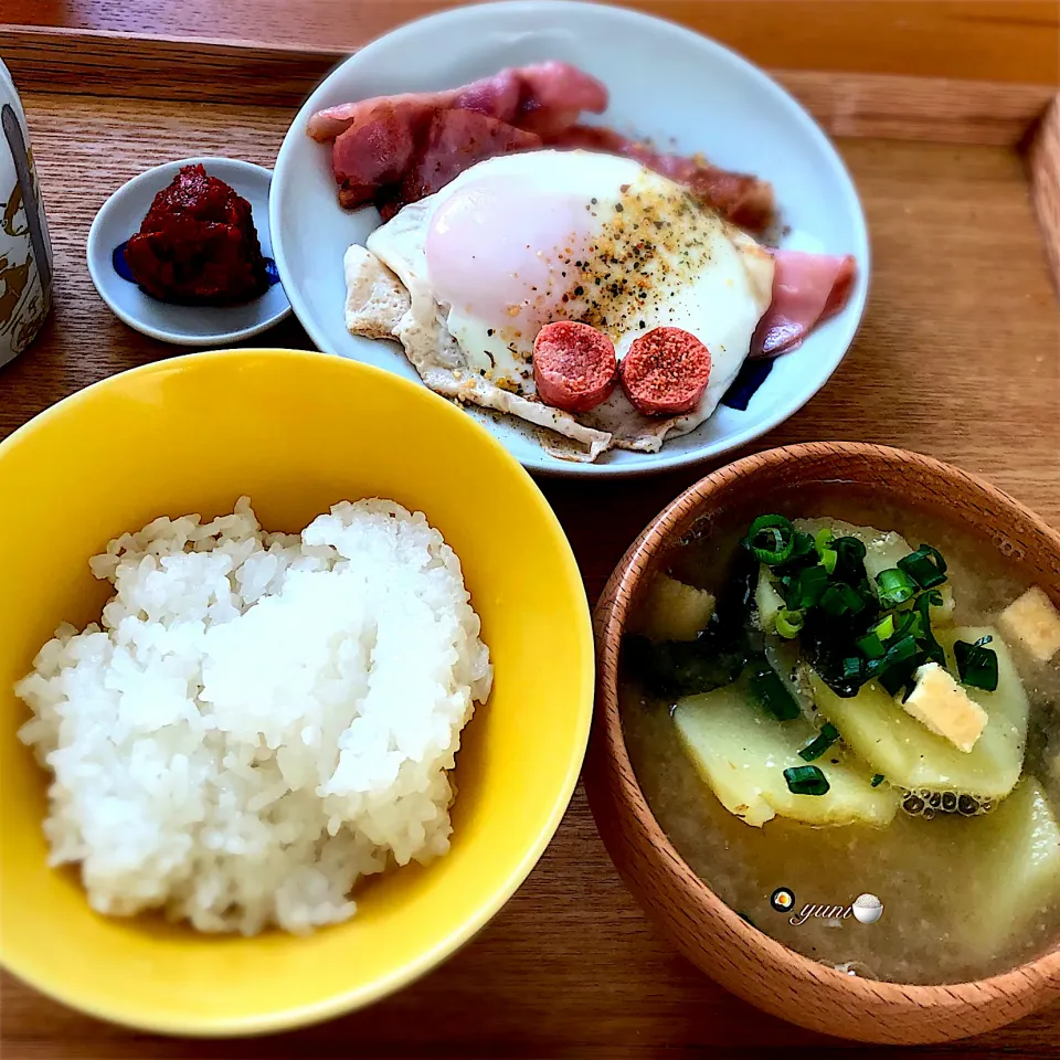 🍳寒い朝の朝ごはん🍚|🌸yuni🌸さん