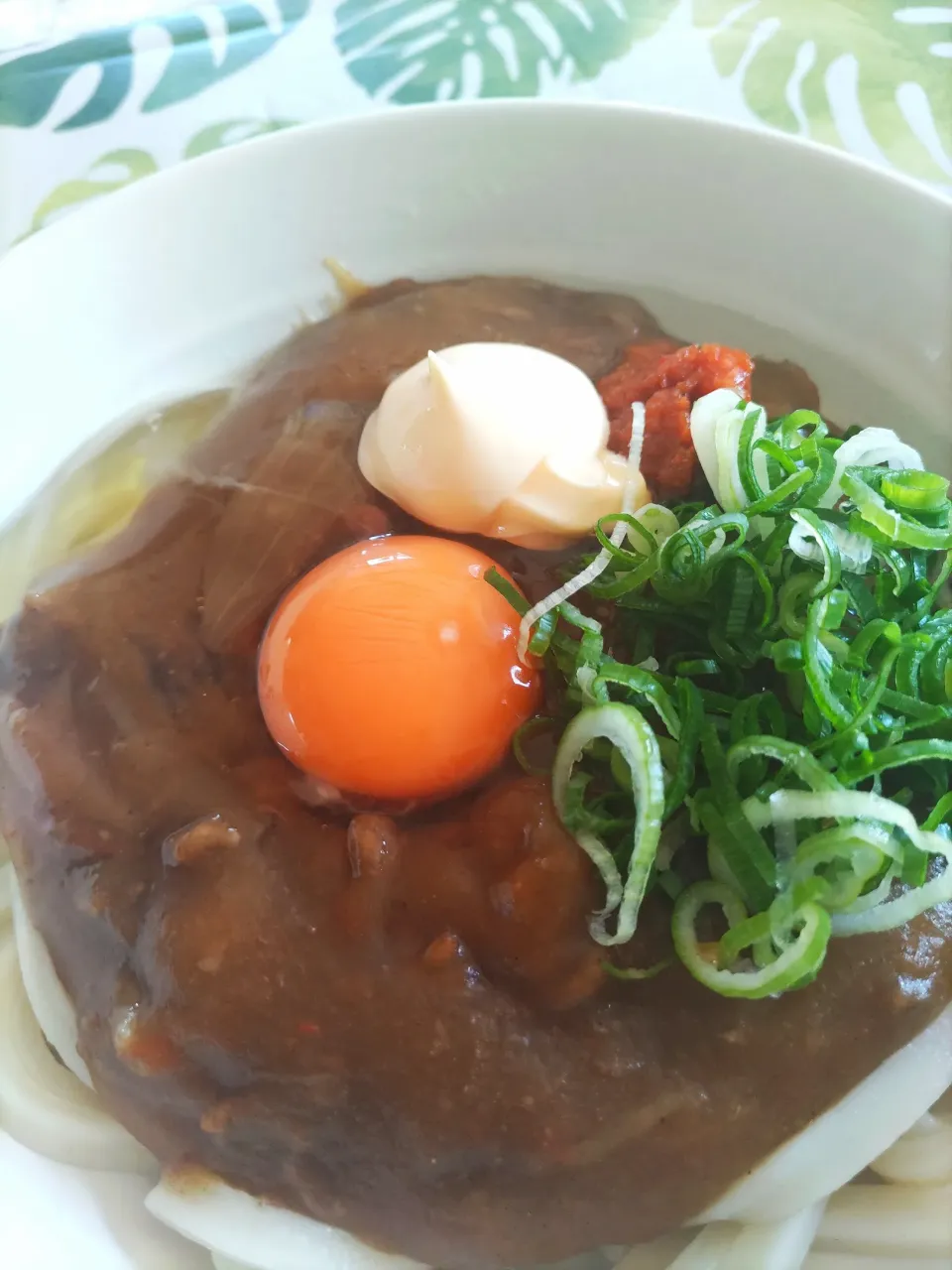 今日のお昼はカレー餡掛けうどん◥█̆̈◤࿉∥
トロットロw|rikako♪。.:＊さん