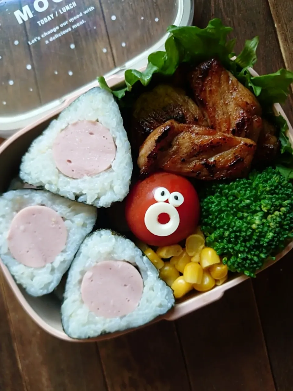 Snapdishの料理写真:漢の…次女用🍱ギョニソおにぎり弁当|ᵏᵒᵘさん