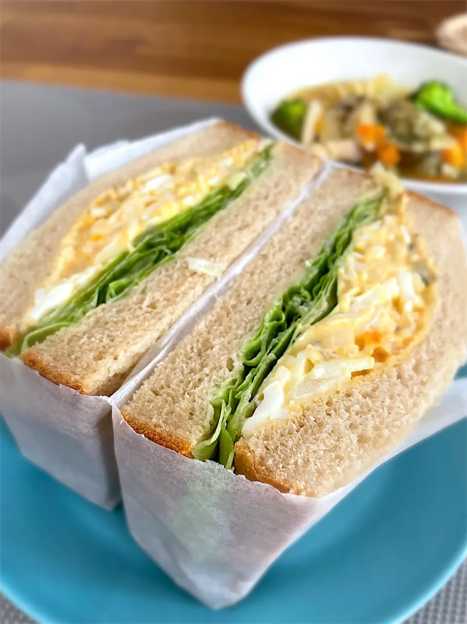 自家製食パンで玉子たっぷりサンド〜🥪ლ(⁰⊖⁰ლ)|morimi32さん