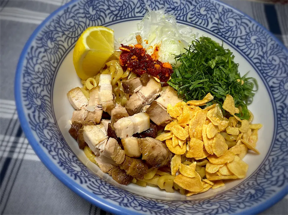 自家製手もみ麺
鈴ノ木監修まぜそば
🍋で味変！|eiyadeさん