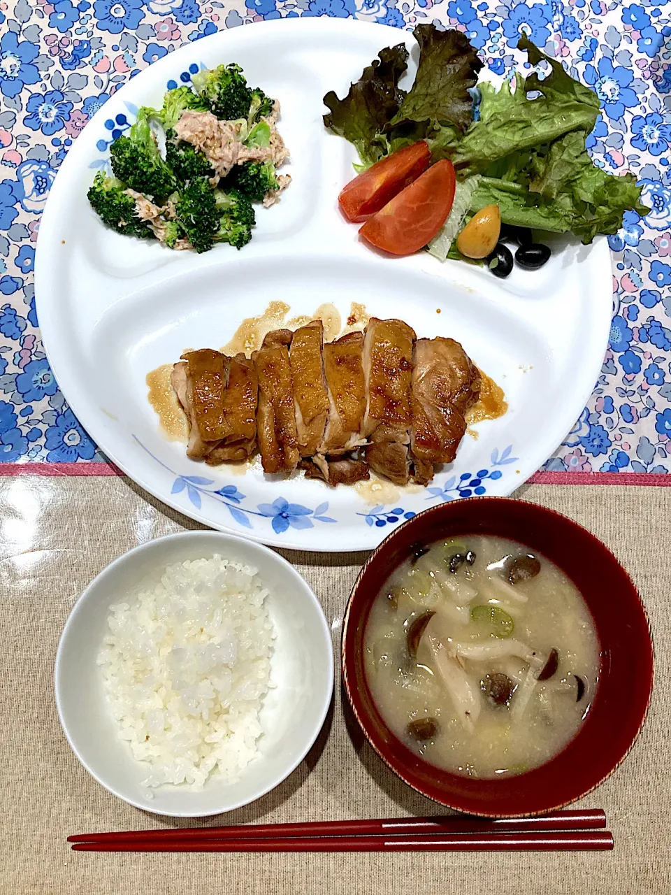 照焼きチキンとツナマヨブロッコリー|おしゃべり献立さん