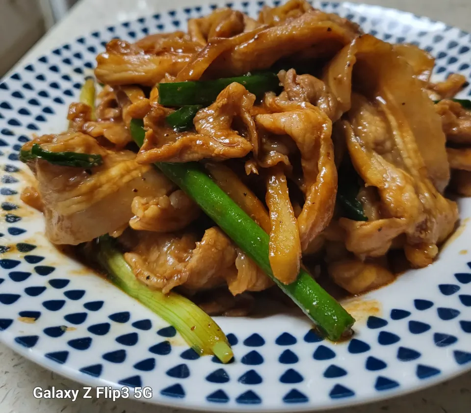 Fried pork belly with oyster sauce & ginger |Cindy Hoさん