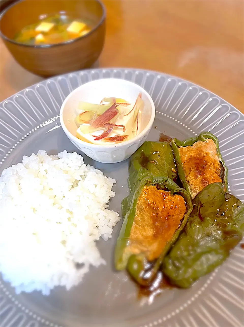 ワンプレートご飯　ピーマン肉詰め|ｙａｋｋｏさん