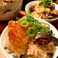 Snapdishの料理写真:寒いわし味噌煮缶で炊き込みご飯|mikaさん