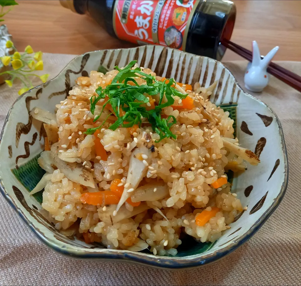 うまかばいで、きんぴら風炊き込みご飯|ナオミさん