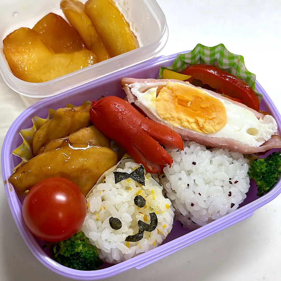 Snapdishの料理写真:11月遠足のお弁当🍙|さつまいもさん