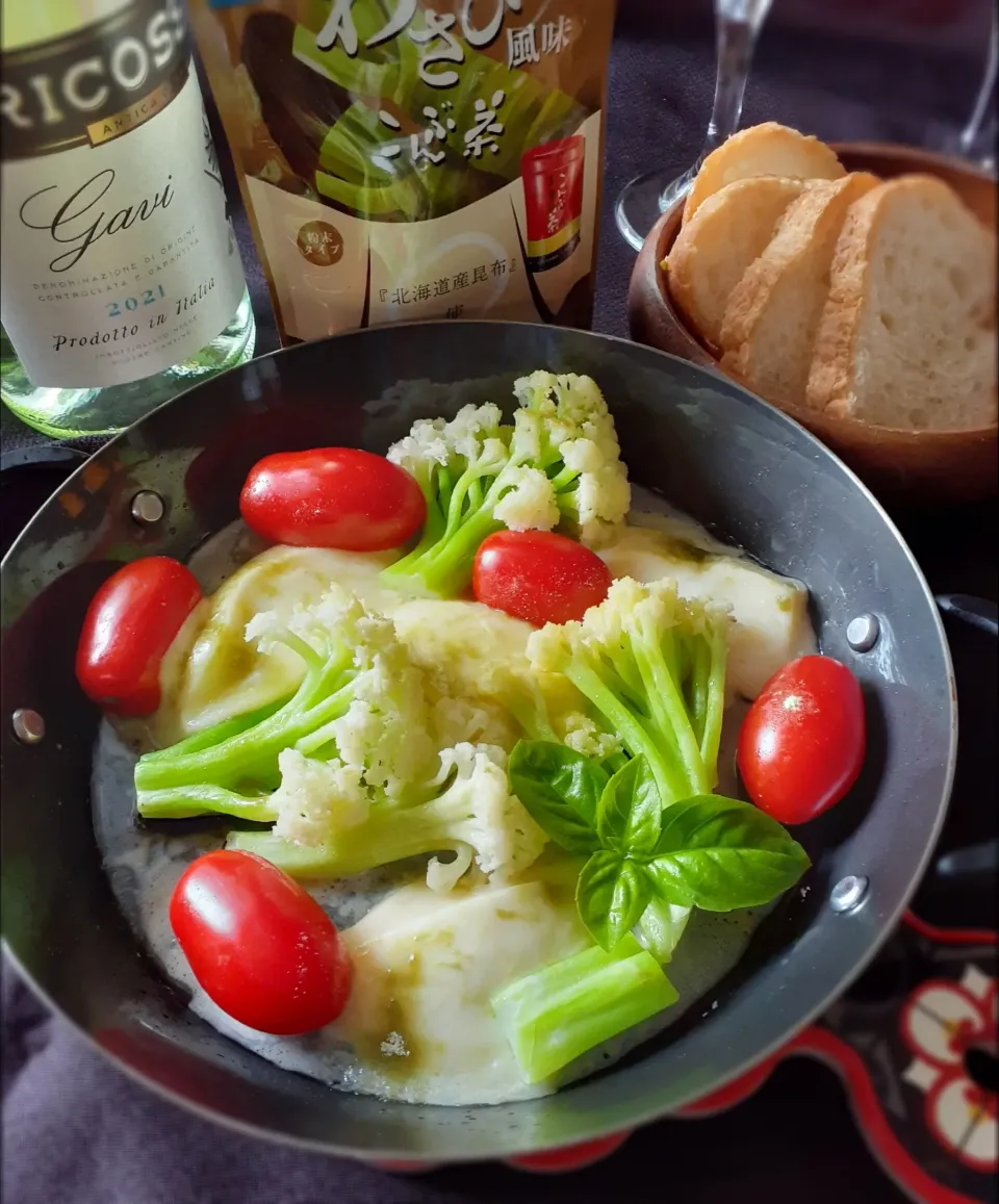 わさび風味こんぶ茶で♪
焼きカプレーゼ🍸✨🍸|fumfumさん