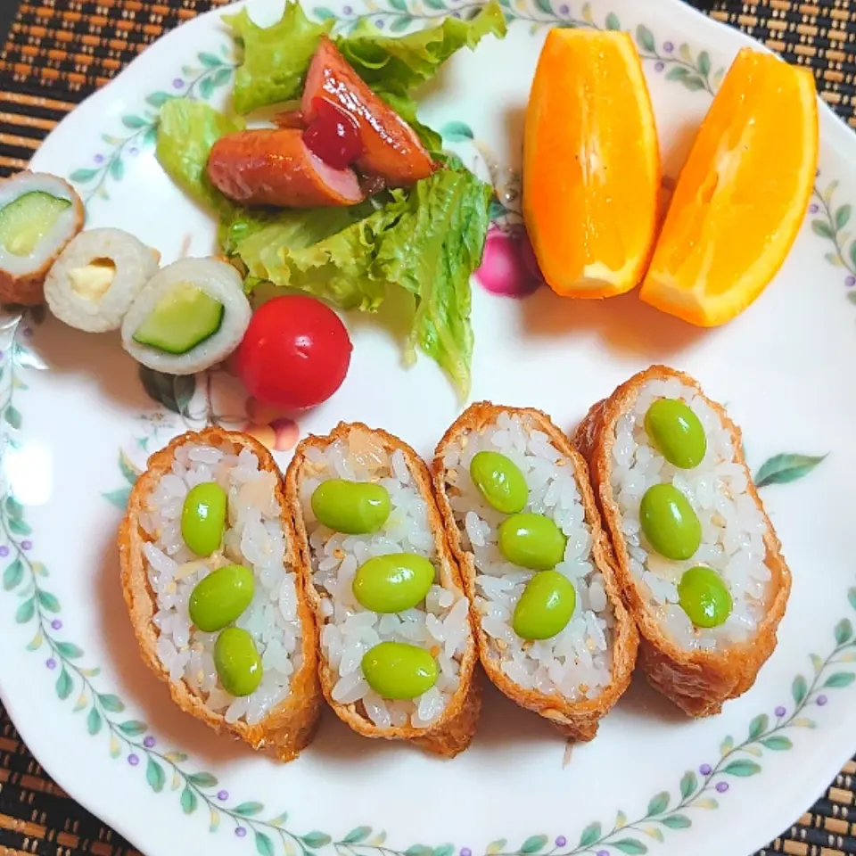 ☀️朝ご飯☀️
いなり寿司
ソーセージ
ちくわキュウリ|ポチさん