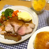 Snapdishの料理写真:ローストポーク|スカポンタスさん