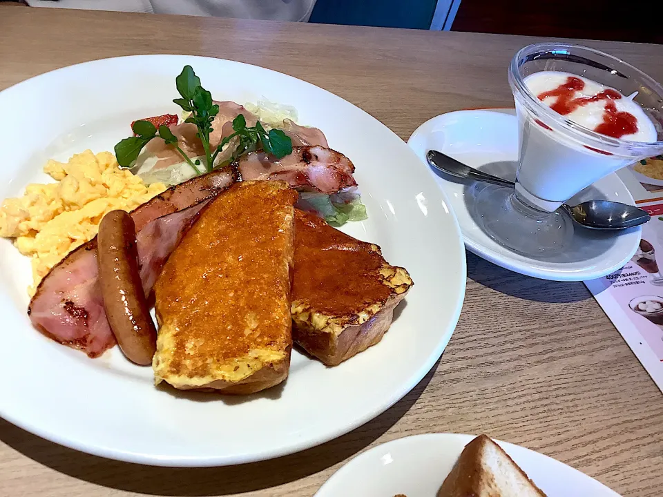 デニーズさんのブランチセット😋|アライさんさん