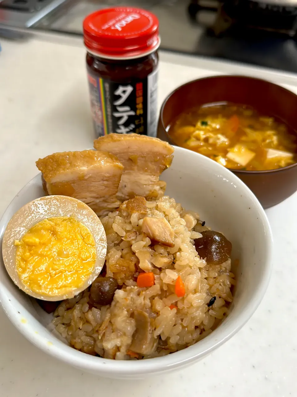 焼豚炊き込みご飯に、追焼豚と味玉。|ゆーこ。さん